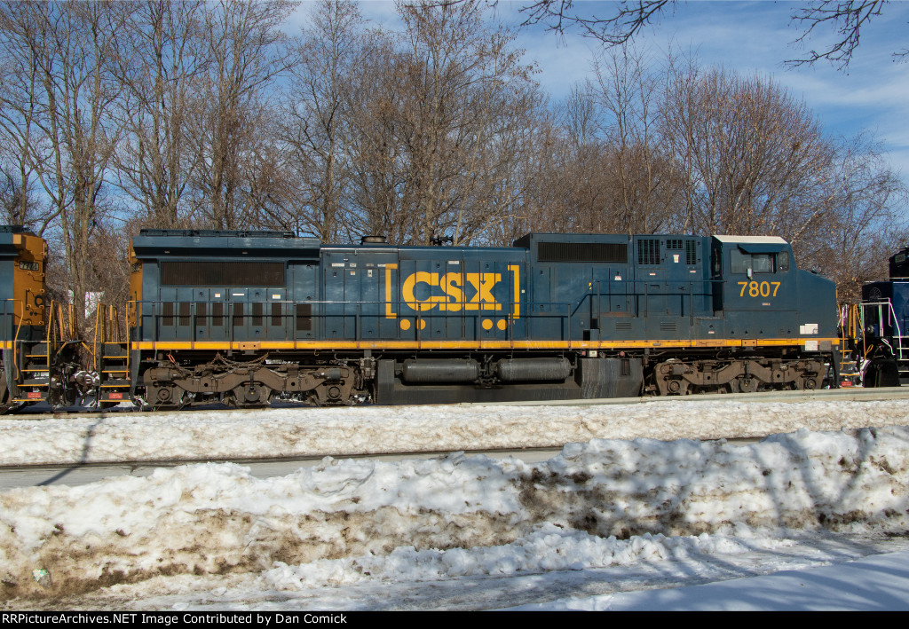 CSXT 7807